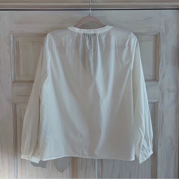 Banana Republic Ivory V-Neck Blouse - Picture 4 of 6